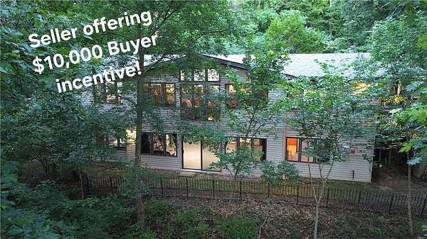 5.6 Acres of Land with Home for Sale in Fayetteville, Arkansas