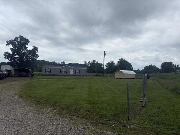 12 Acres of Land with Home for Sale in Crab Orchard, Kentucky