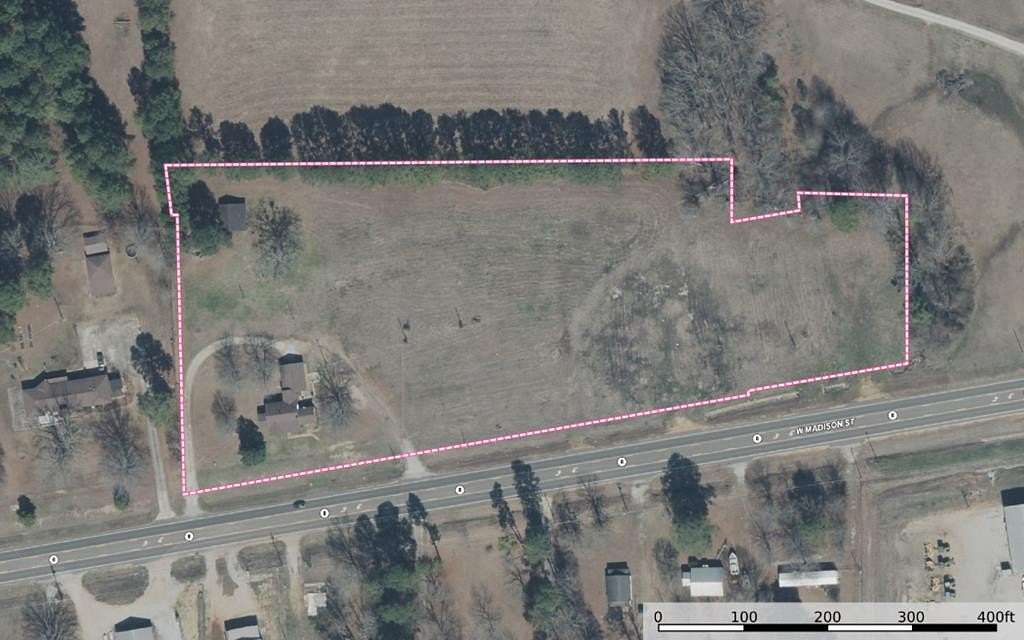 6 Acres of Commercial Land for Sale in Houston, Mississippi