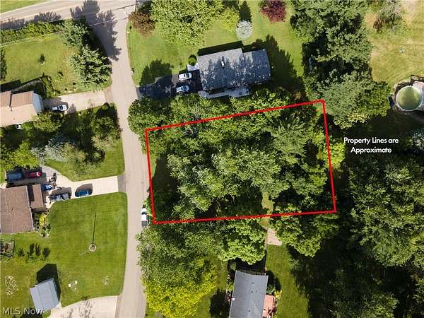 0.5 Acres of Residential Land for Sale in Hartville, Ohio