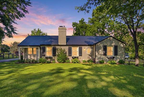 5 Acres of Land with Home for Sale in Lexington, Kentucky
