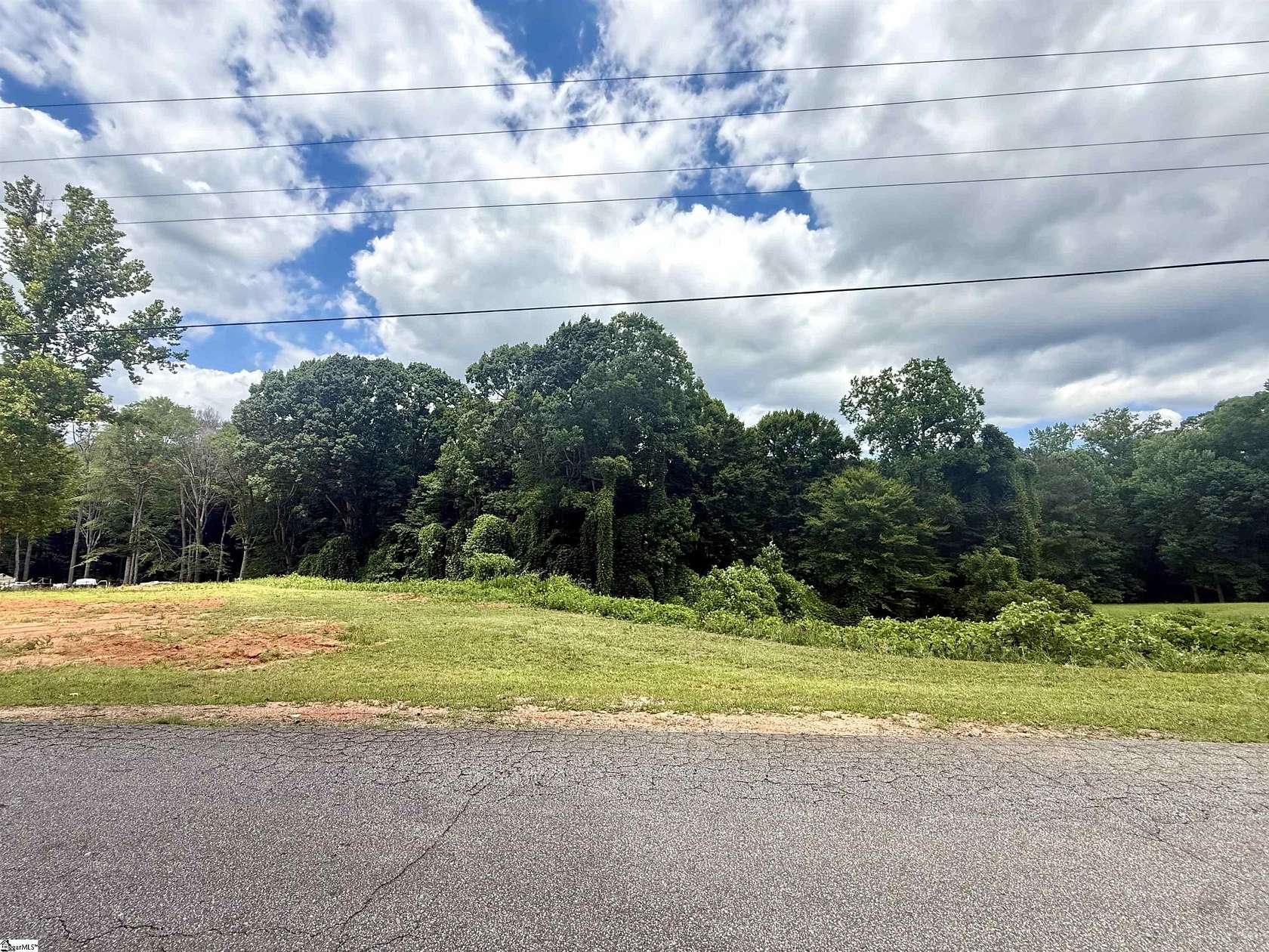 1 Acre of Residential Land for Sale in Moore, South Carolina