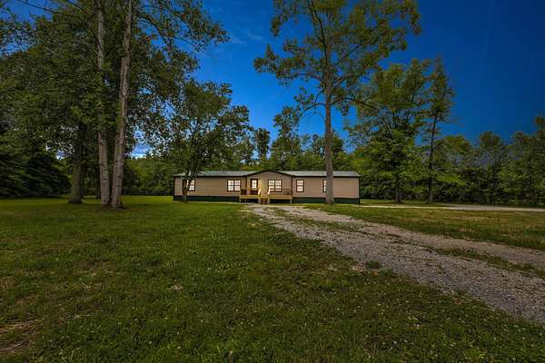 2.89 Acres of Land with Home for Sale in Jeffersonville, Kentucky