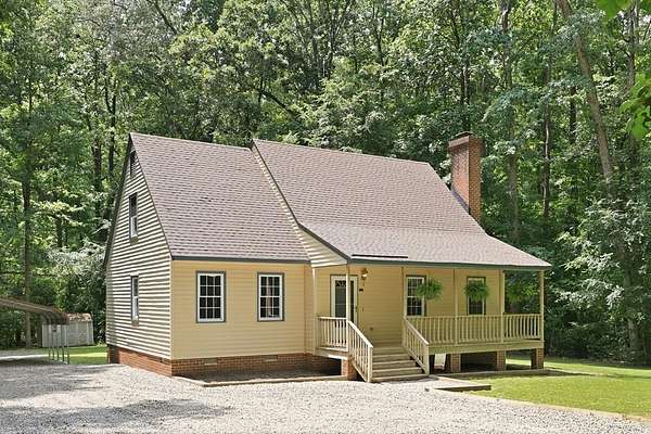 5.16 Acres of Land with Home for Sale in Amelia Court House, Virginia