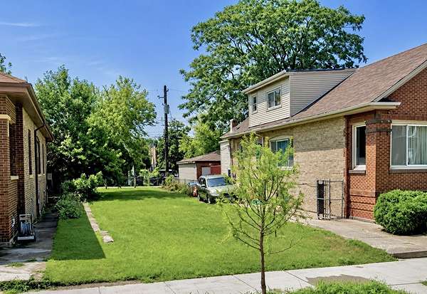 0.09 Acres of Residential Land for Sale in Chicago, Illinois