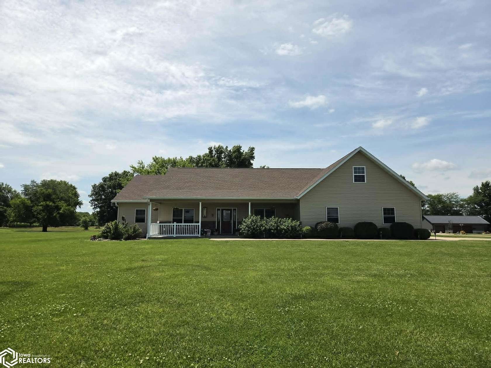 1.72 Acres of Land with Home for Sale in Bloomfield, Iowa