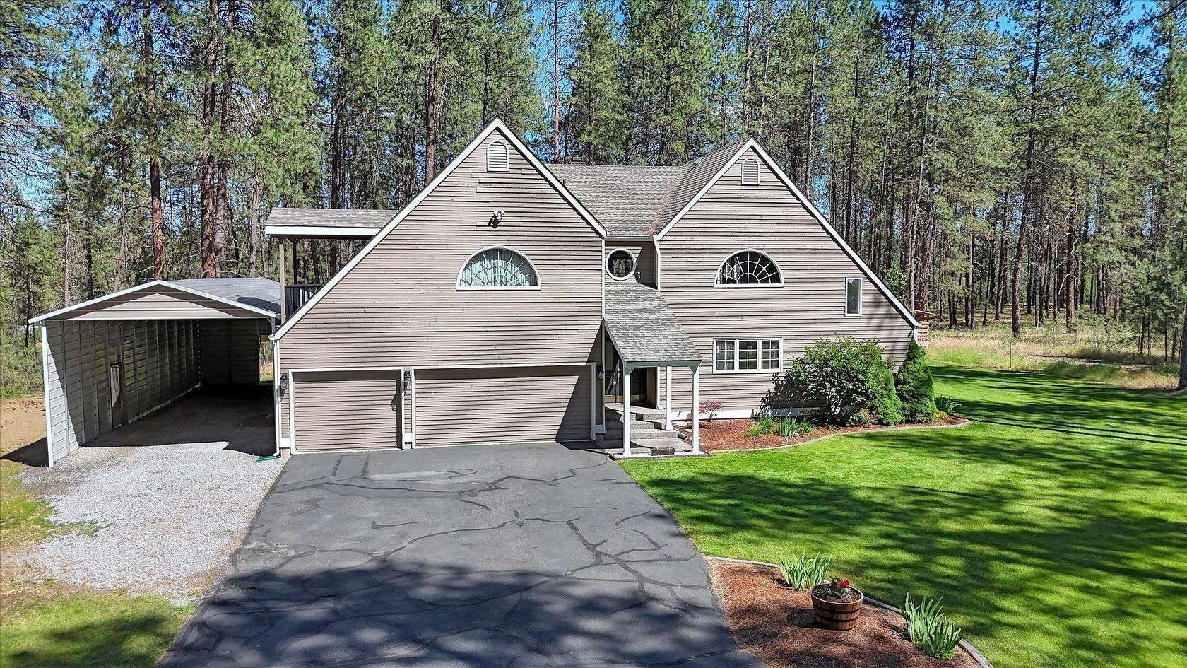 1.87 Acres of Land with Home for Sale in Colbert, Washington
