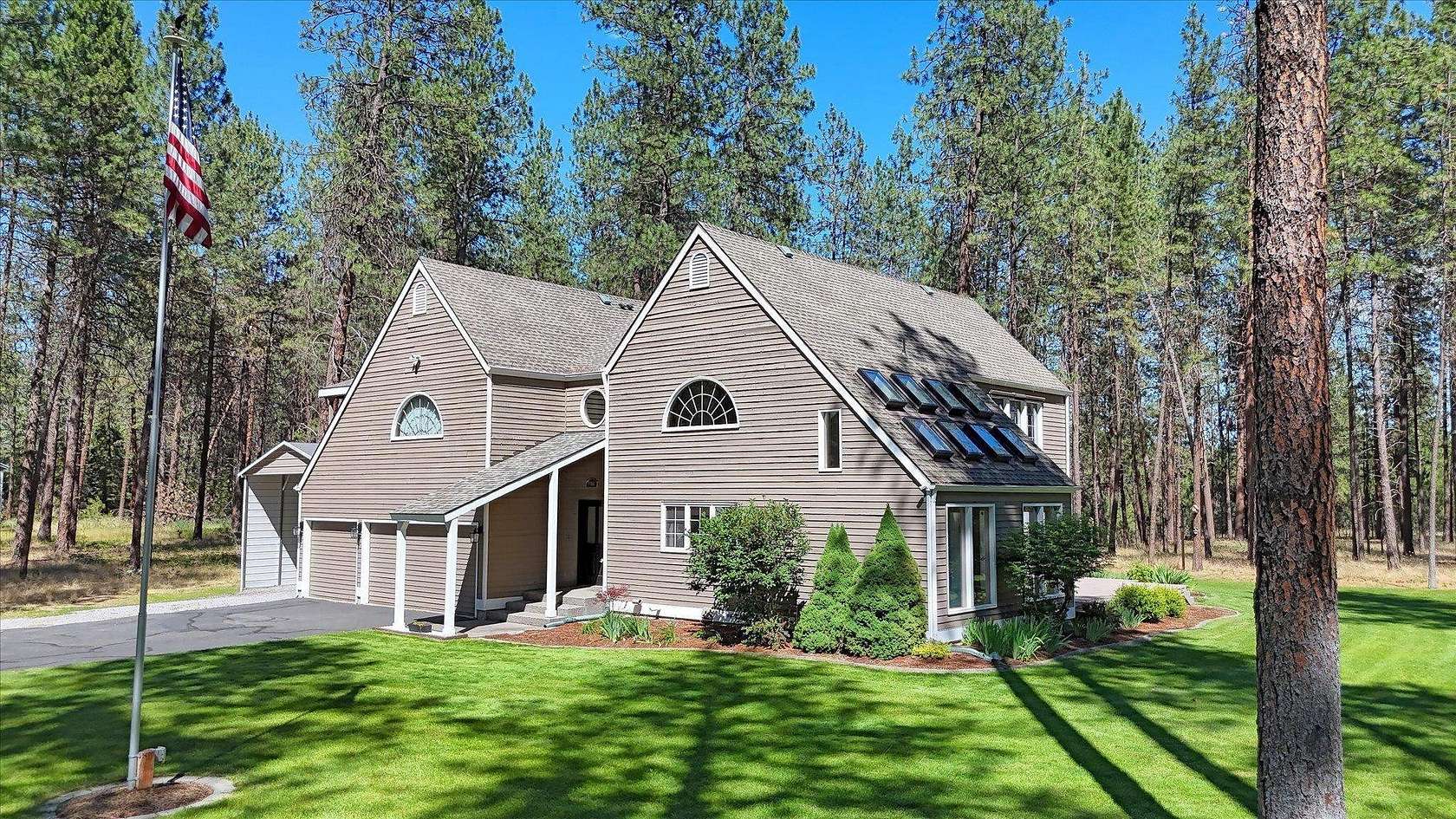 1.87 Acres of Land with Home for Sale in Colbert, Washington