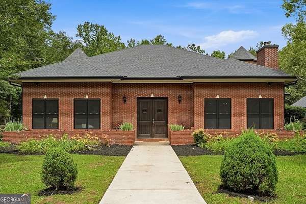 10.3 Acres of Land with Home for Sale in Newnan, Georgia