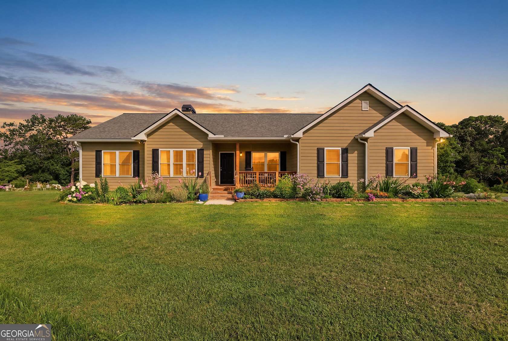 10.1 Acres of Land with Home for Sale in Cleveland, Georgia