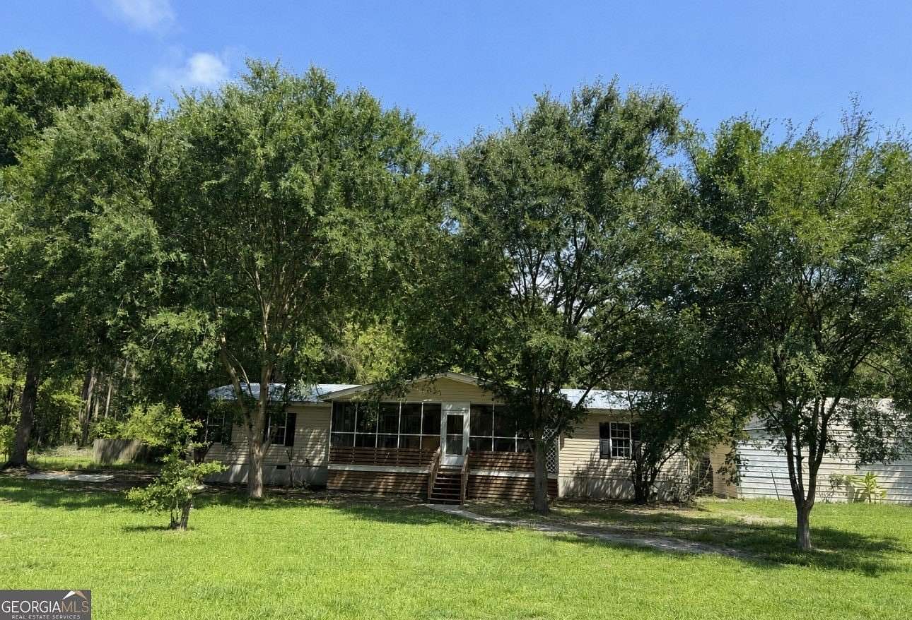 4.45 Acres of Land with Home for Sale in Glennville, Georgia