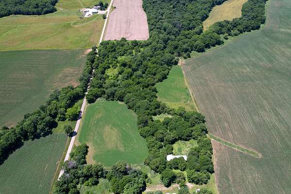 14 Acres of Recreational & Residential Land for Sale in Bradford, Illinois