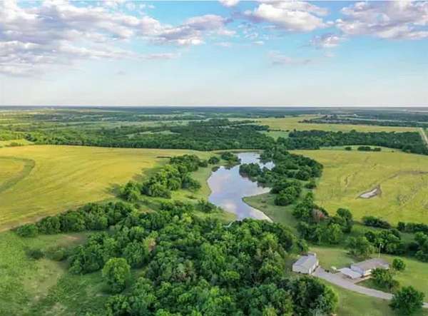 1.22 Acres of Residential Land for Sale in Edmond, Oklahoma
