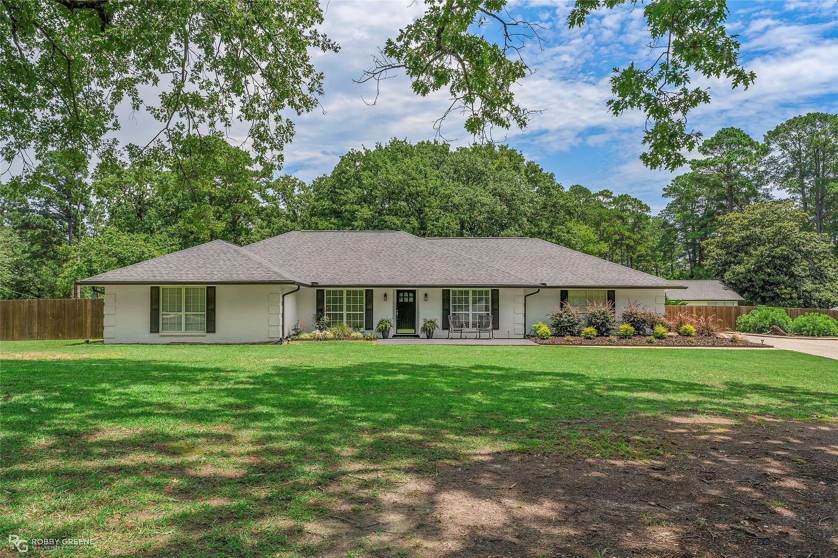 3.3 Acres of Land with Home for Sale in Shreveport, Louisiana