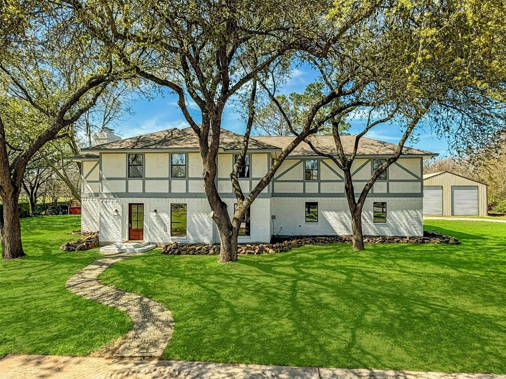 2.56 Acres of Land with Home for Lease in Denton, Texas