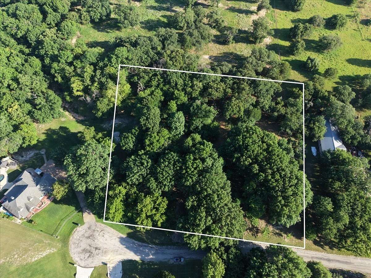 2.5 Acres of Residential Land for Sale in Azle, Texas