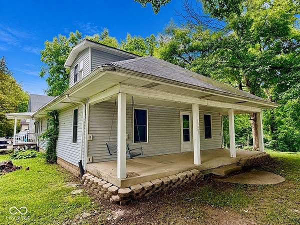3 Acres of Land with Home for Sale in Mooresville, Indiana