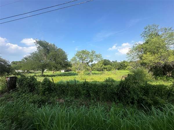 1.76 Acres of Land for Sale in Mineral Wells, Texas