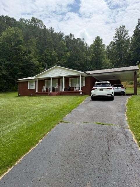 60 Acres of Land with Home for Sale in Prestonsburg, Kentucky