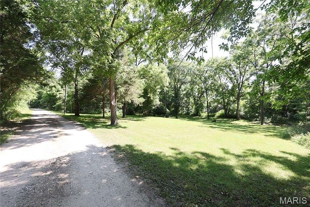 0.49 Acres of Land for Sale in Old Appleton, Missouri