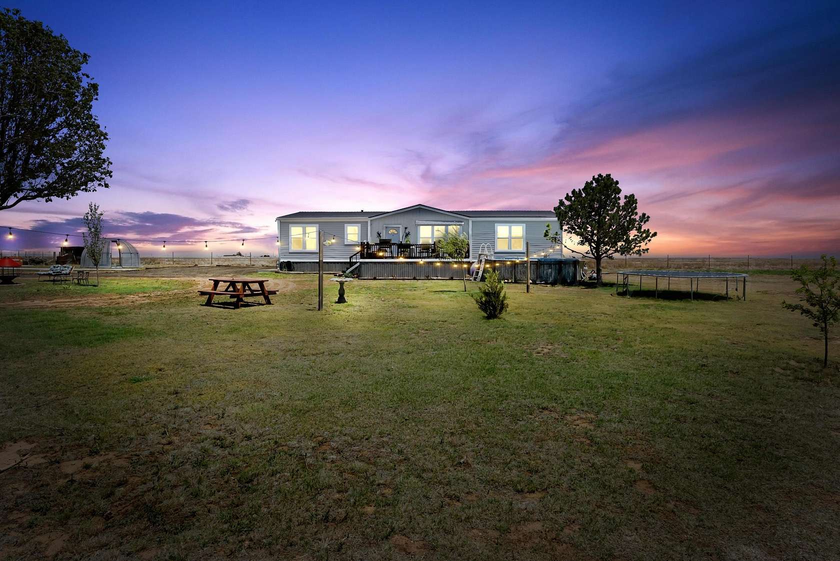 10.1 Acres of Land with Home for Sale in Amarillo, Texas