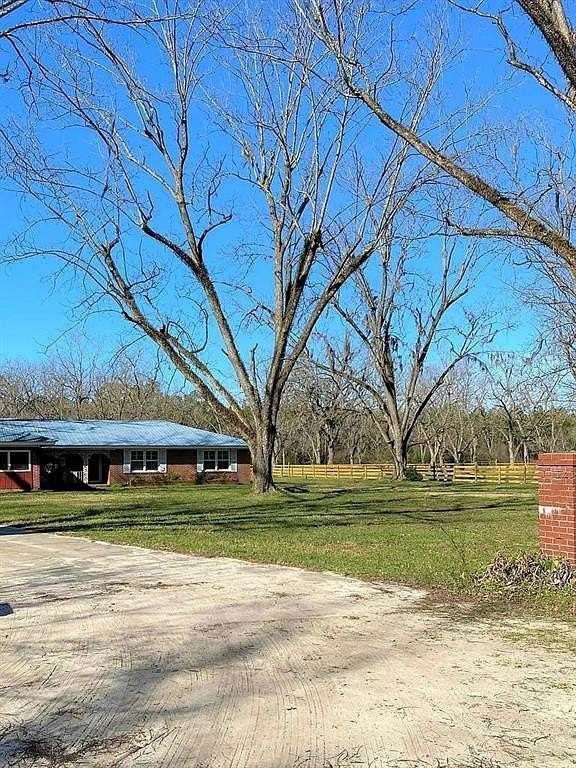 36.7 Acres of Land with Home for Sale in Waycross, Georgia