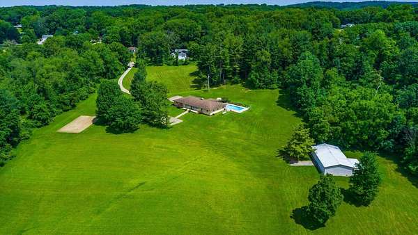 16 Acres of Recreational Land with Home for Sale in Newark, Ohio