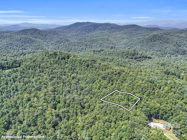 1 Acre of Residential Land for Sale in Hendersonville, North Carolina