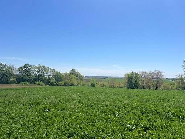 1 Acre of Residential Land for Sale in Waunakee, Wisconsin