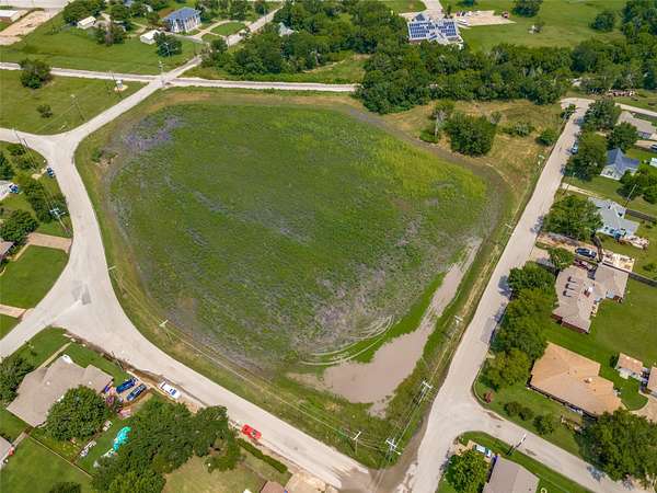 5 Acres of Land for Sale in Royse City, Texas