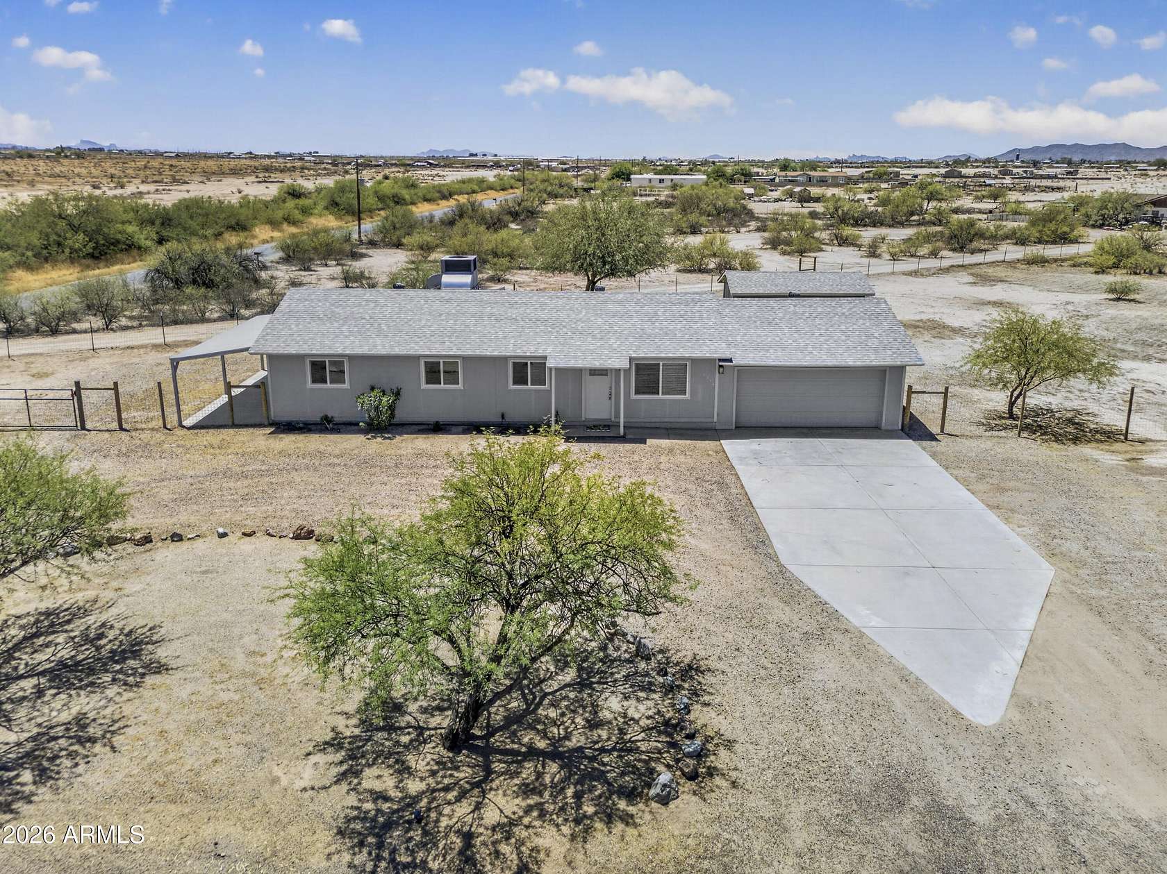 1.5 Acres of Land with Home for Sale in Casa Grande, Arizona