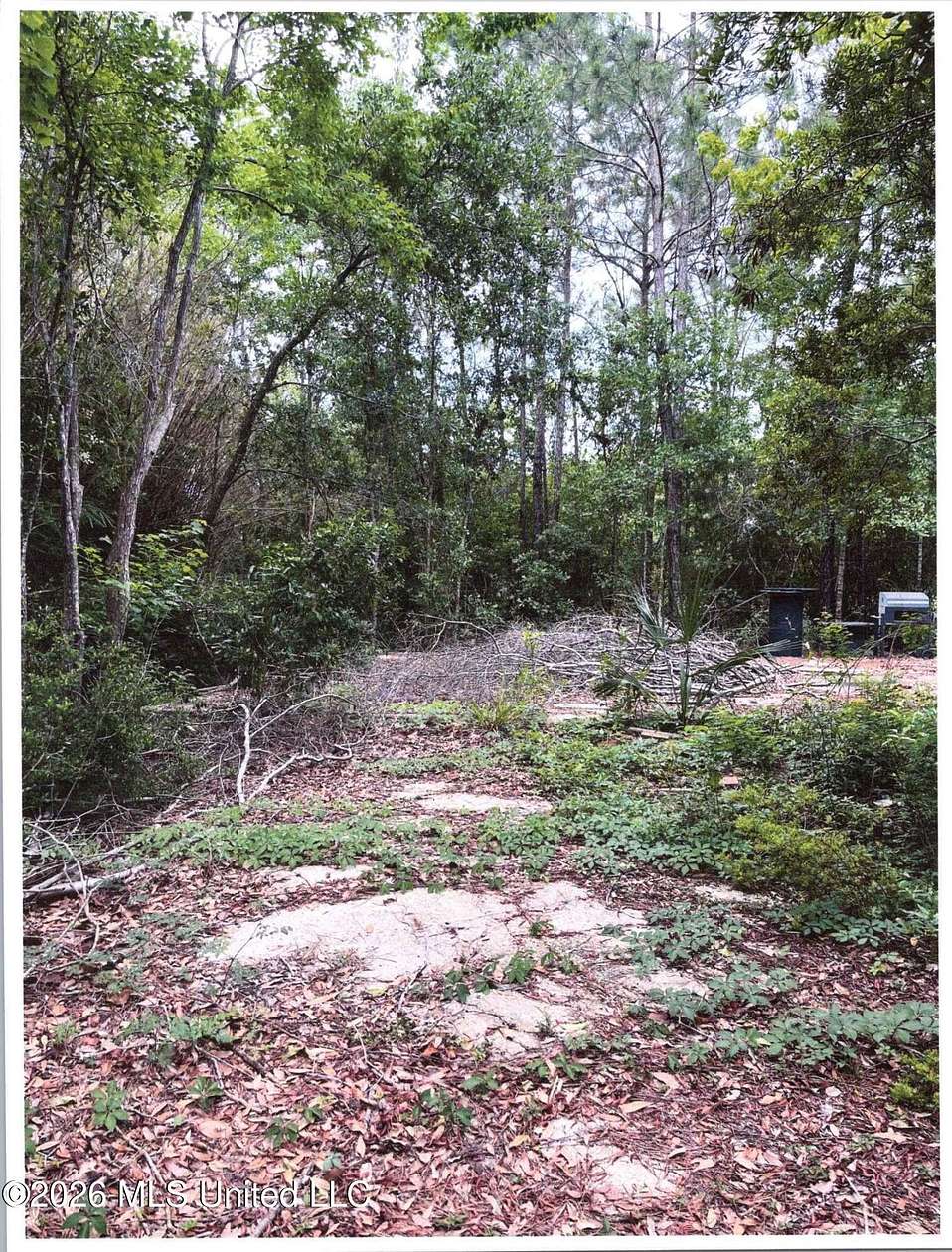 0.47 Acres of Residential Land for Sale in Ocean Springs, Mississippi