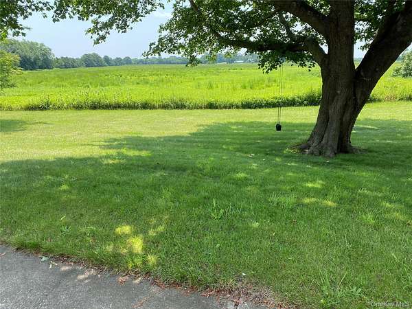 5 Acres of Land with Home for Lease in Southold, New York