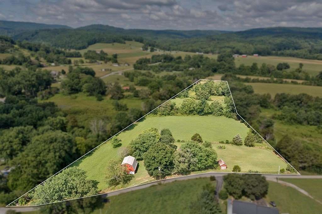 9.5 Acres of Agricultural Land for Sale in Alpine, Tennessee