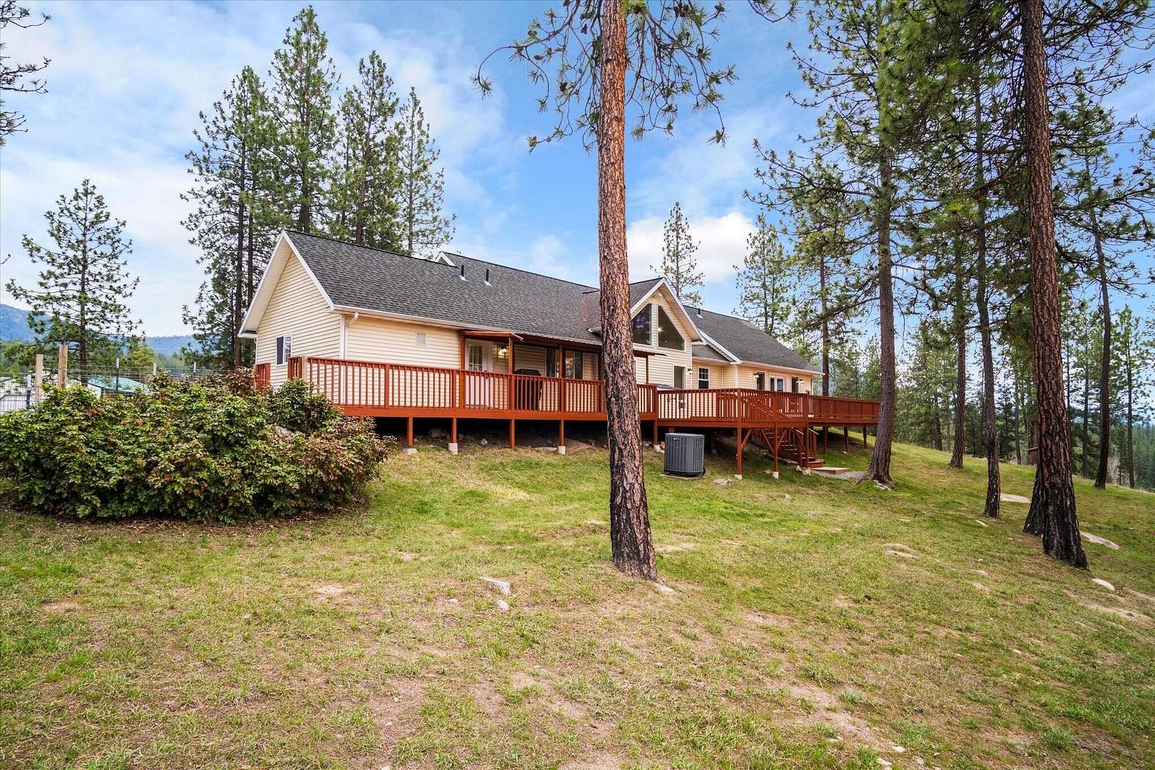 10 Acres of Recreational Land with Home for Sale in Colville, Washington
