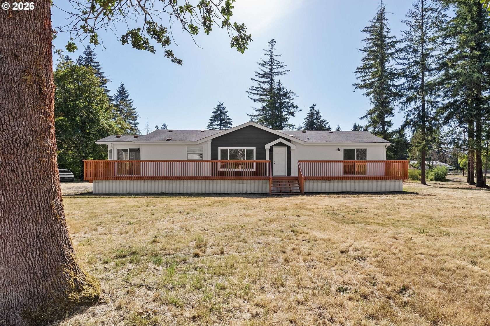 3.73 Acres of Land with Home for Sale in Gates, Oregon