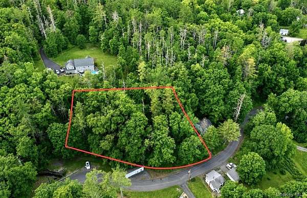 0.36 Acres of Mixed-Use Land for Sale in Kingston, New York