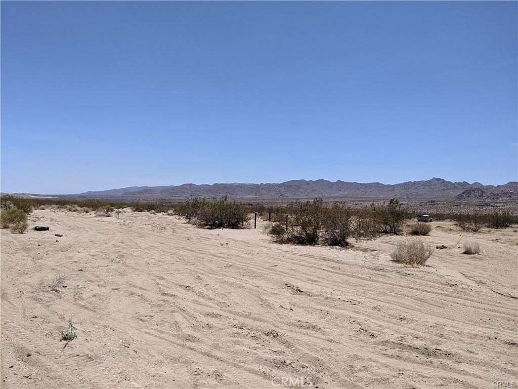 2.5 Acres of Land for Sale in Joshua Tree, California