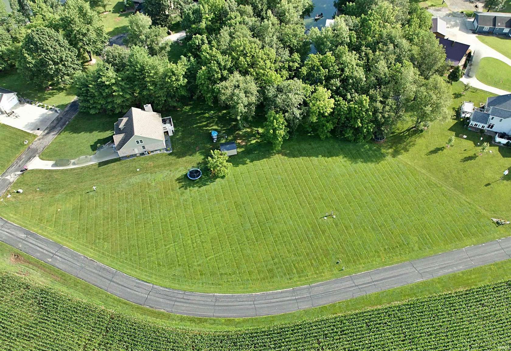 1 Acre of Residential Land for Sale in Loogootee, Indiana