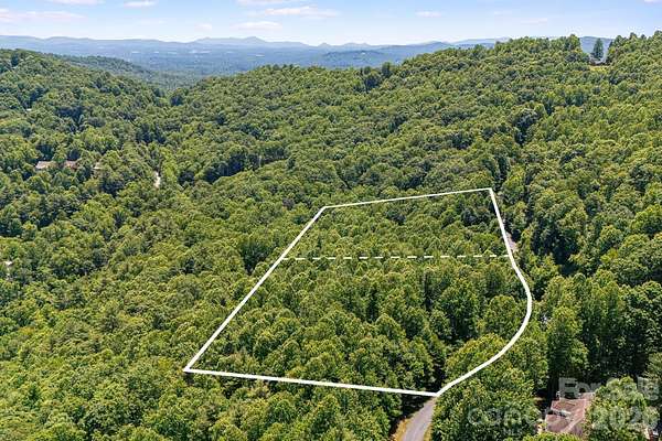 4.9 Acres of Residential Land for Sale in Hendersonville, North Carolina