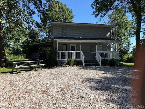 5 Acres of Land with Home for Sale in Jasonville, Indiana