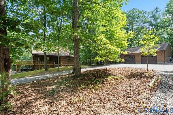 4 Acres of Land with Home for Sale in Mechanicsville, Virginia