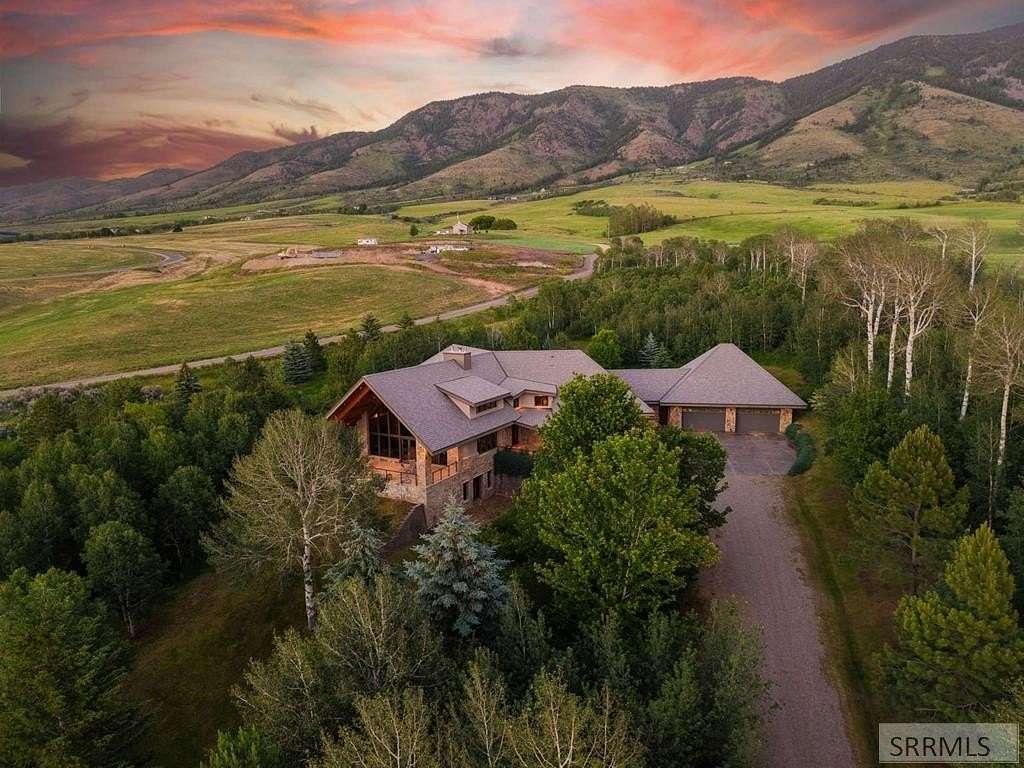 15 Acres of Land with Home for Sale in Inkom, Idaho