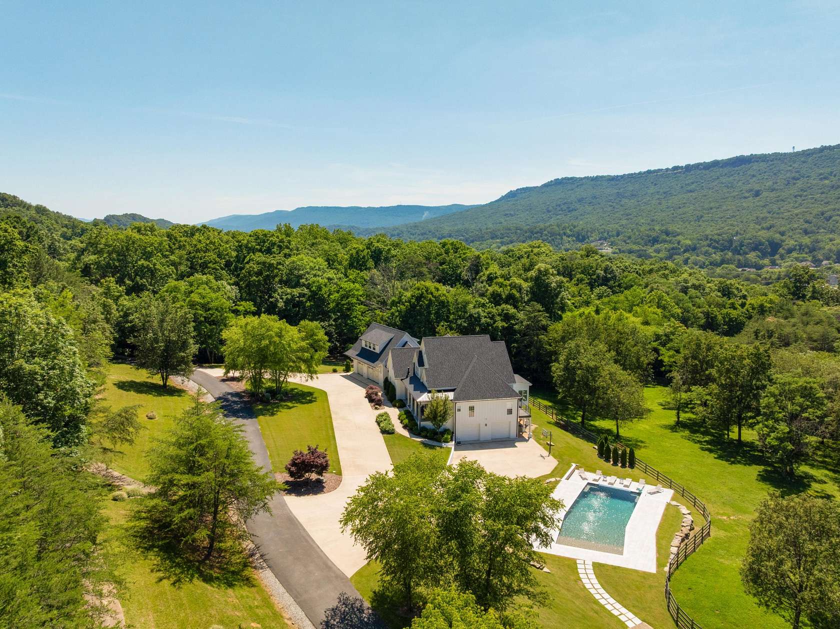 74 Acres of Land with Home for Sale in Chattanooga, Tennessee