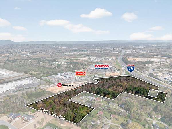 23.4 Acres of Commercial Land for Sale in Ringgold, Georgia