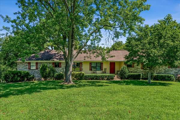 11 Acres of Land with Home for Sale in Mount Juliet, Tennessee