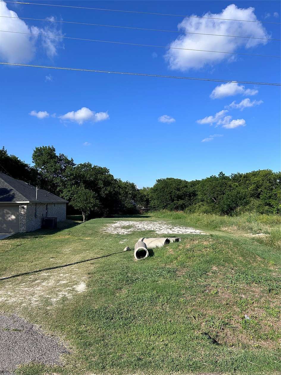 0.35 Acres of Residential Land for Sale in Lancaster, Texas
