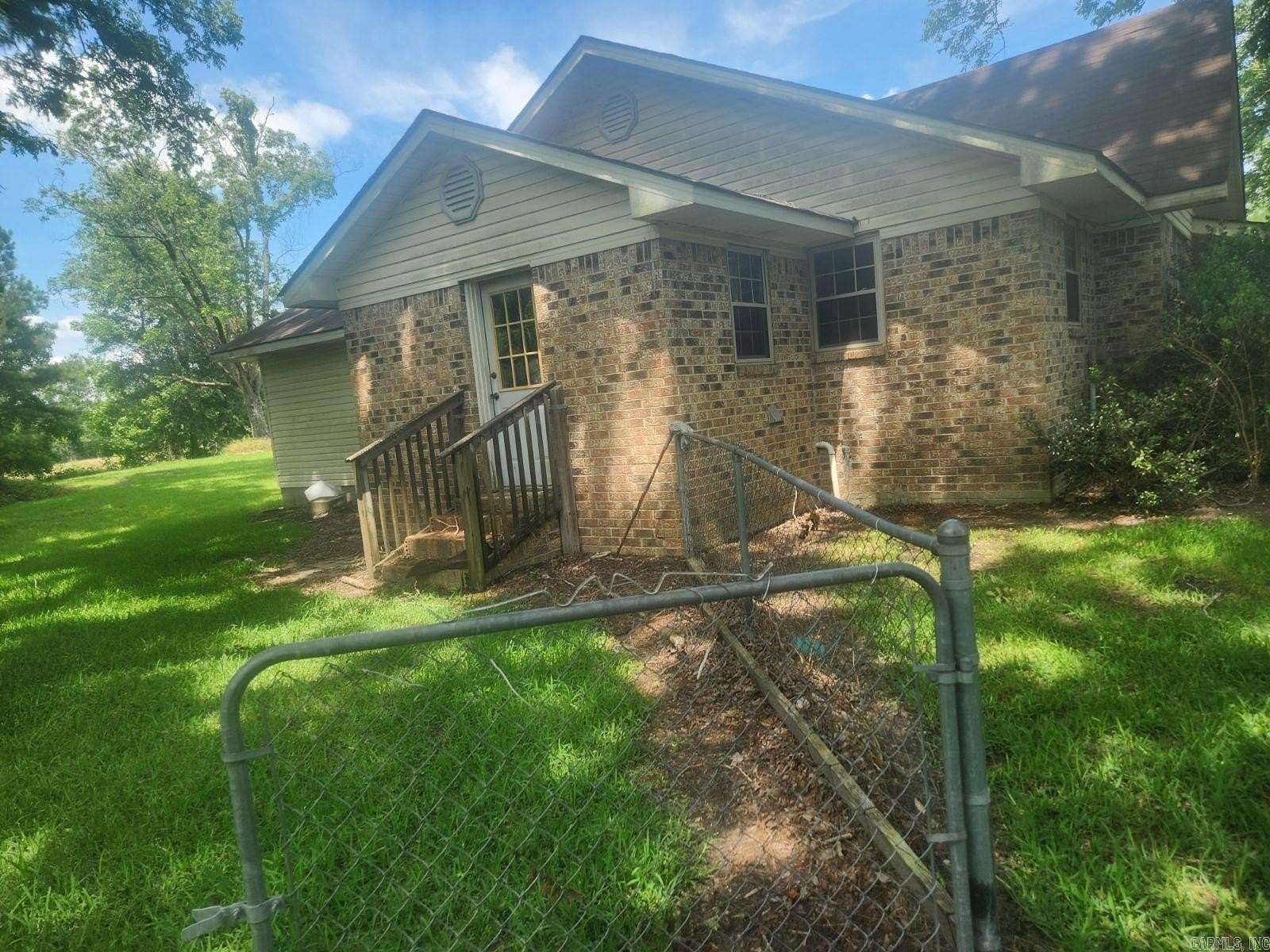 20 Acres of Land with Home for Sale in Junction City, Arkansas