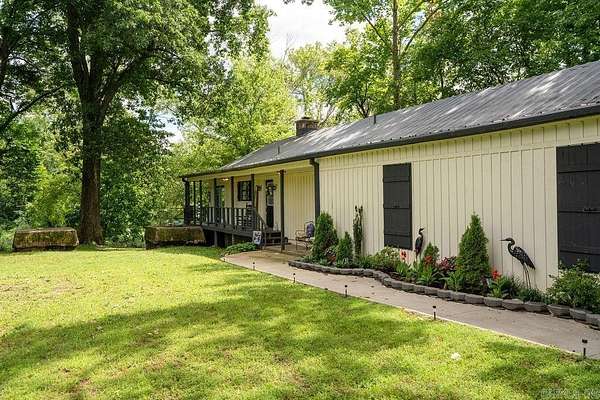 1.5 Acres of Land with Home for Sale in Pangburn, Arkansas