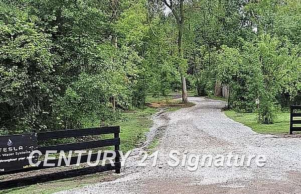 4.8 Acres of Residential Land for Sale in Midland, Michigan